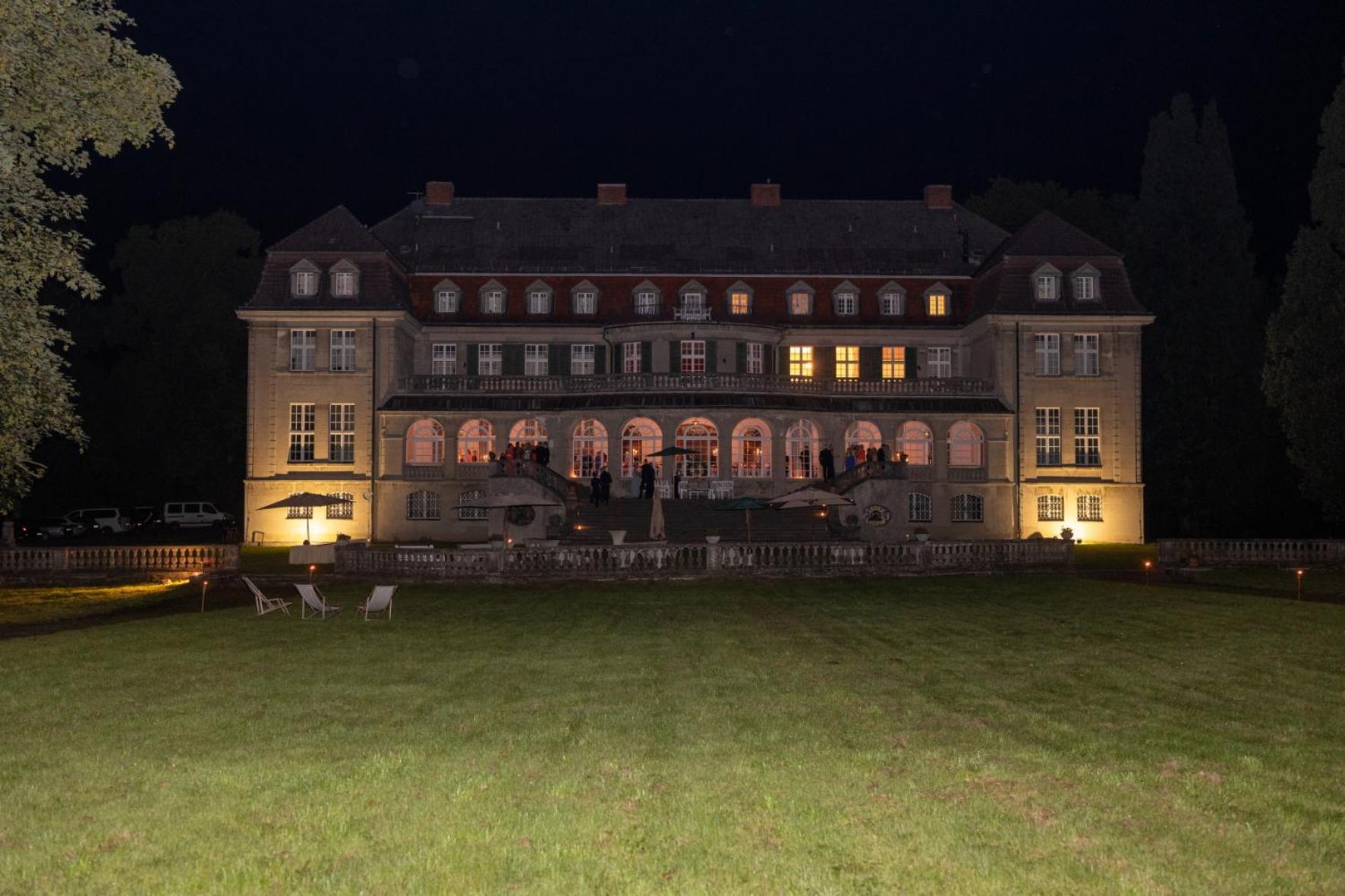 Jagdschloss-Bellin Bellin  Buitenkant foto